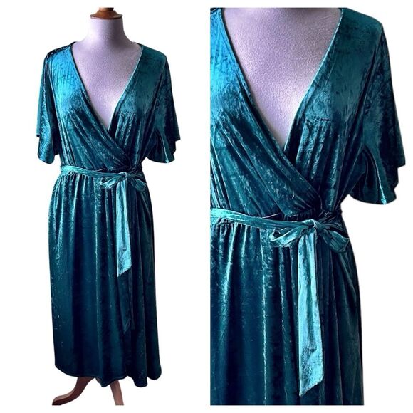 NWT TORRID Green Crushed Velvet Flutter Swing Wrap Dress - 2XL - Picture 4 of 9